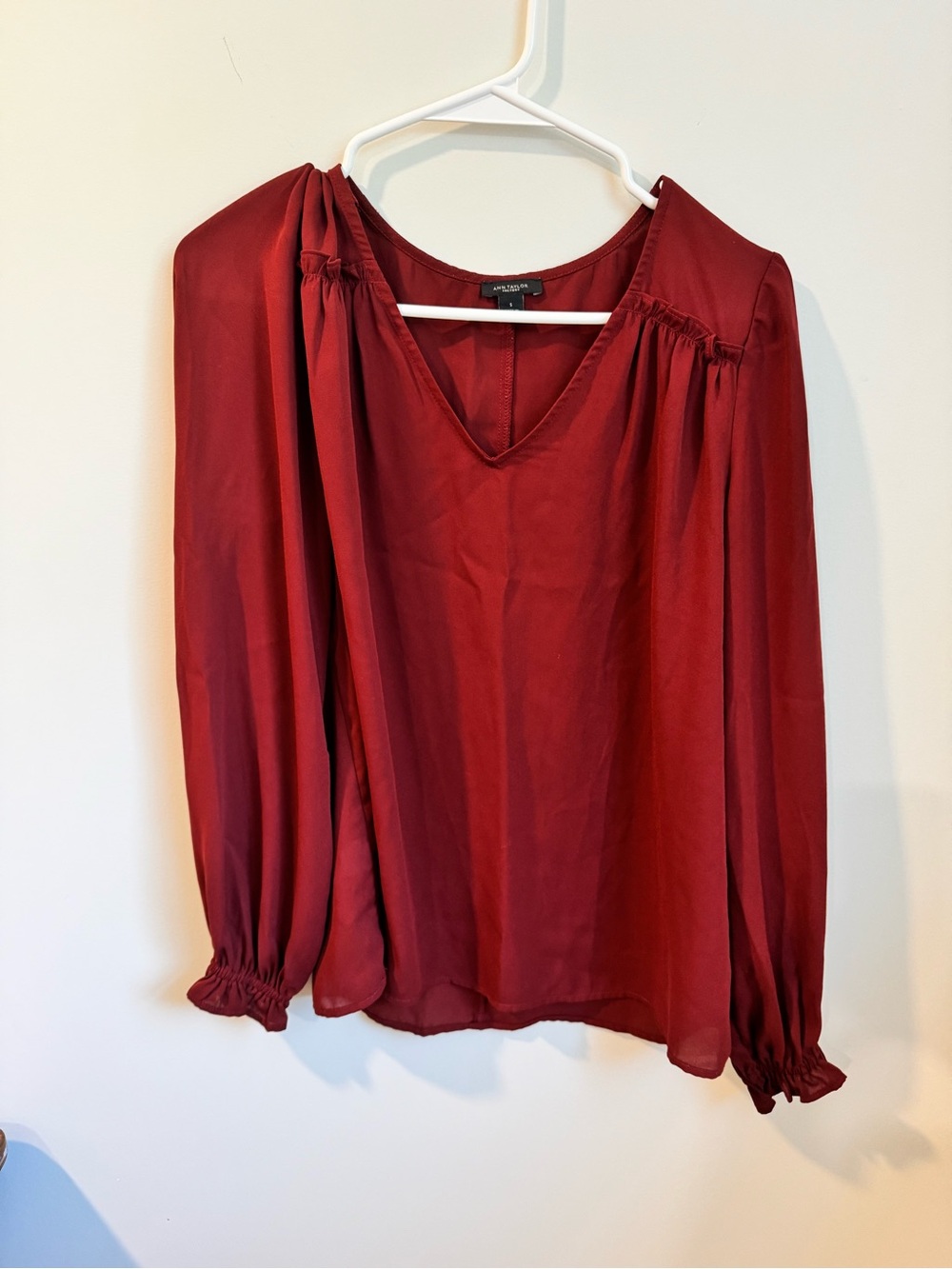 Ann Taylor Bundle- 2 dresses, 2 blouses, 1 shorts - Picture 7 of 11
